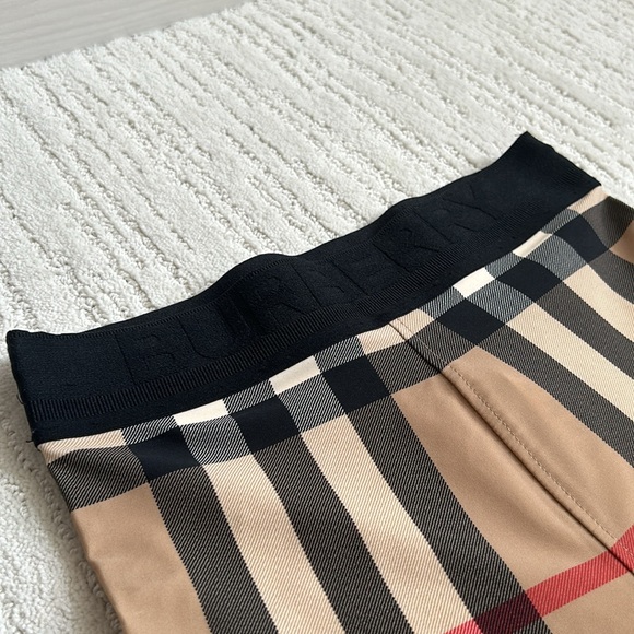 Burberry Girls Check Gina Leggings elastic waist great condition Youth Size 12 - Picture 10 of 16